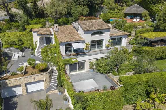 Panoramic Mediterranean Escape With Private Pool - Image 1