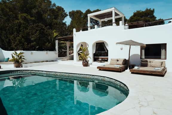 Private Ibiza Villa With Roof Terrace - Image 1