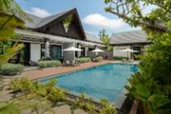Stunning Tropical Villa With Ricefield Views - Image 1