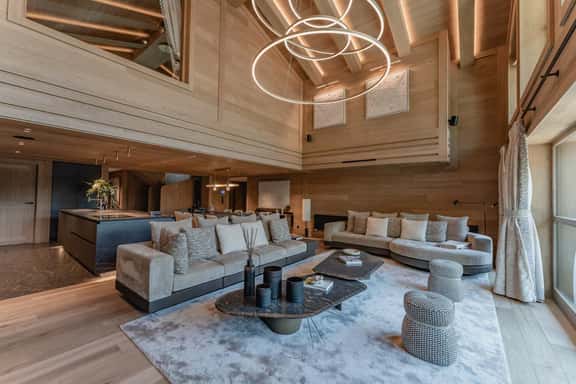 Contemporary Apartment Steps From Slopes - Image 1