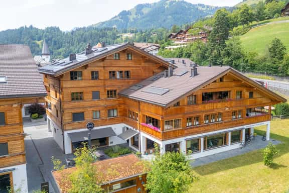 Saanen Grand View Residence - Image 1