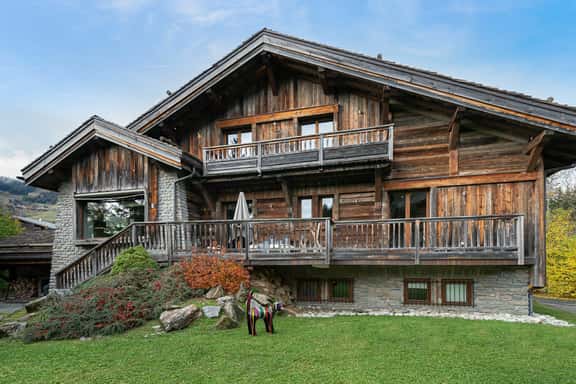 Elegant Six Bedroom Chalet Near Megève - Image 1