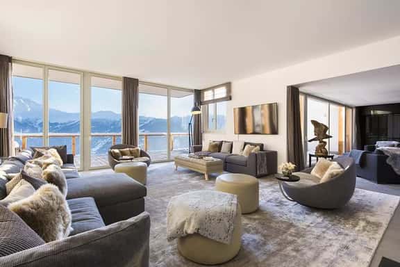 The Sovereign Peak: A Grand Alpine Sanctuary - Image 1