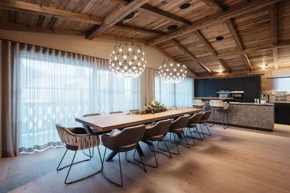 Luxury Dolomites Chalet with Private Spa - Image 1