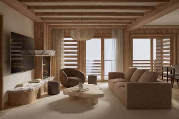 Elegant Four Bedroom Mountain Escape - Image 1