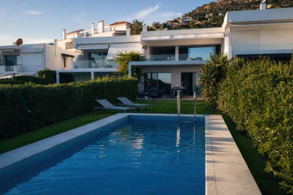 Beachfront Villa With Pool and Sea Views - Image 1