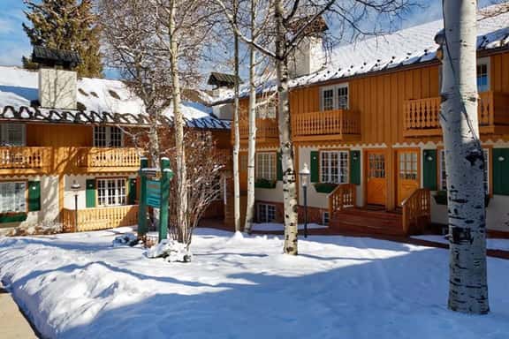 Three Level Aspen Retreat With Hottub - Image 1