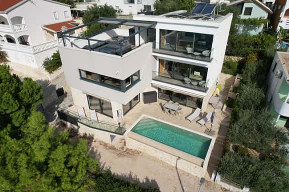 Elegant Coastal Villa In Peaceful Zatoglav Croatia - Image 1