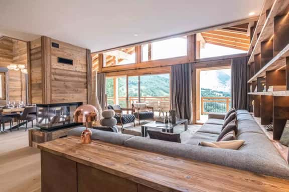 Stunning Chalet Near Slopes And Village Centre - Image 1