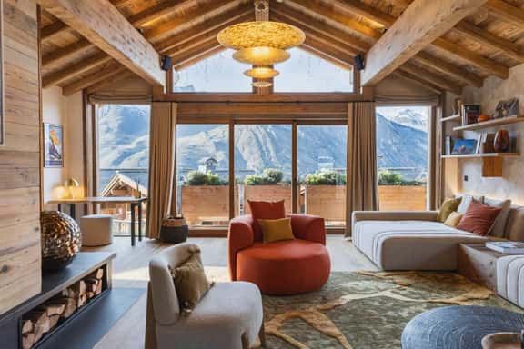 Alpine Chalet With Hot Tub And Terrace - Image 1