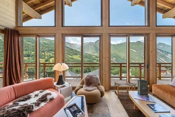Charming Mountain Chalet - Image 1