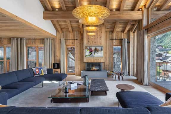 Cozy Alpine Chalet With Panoramic Terrace Views - Image 1