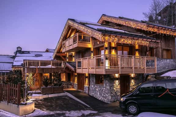 Spacious Méribel Chalet With Private Wellness - Image 1