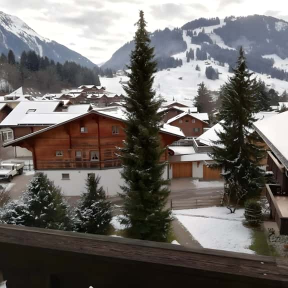 Central Location Cozy 3 BR Flat in Gstaad - Image 1