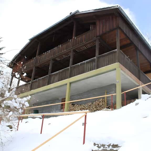 High Mountain Chalet - Great Views! - Image 1