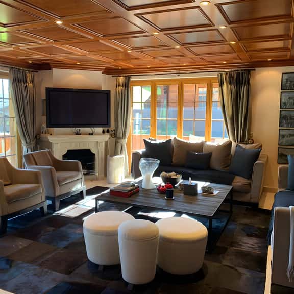 Ski In Luxury Chalet For Unforgettable Stay - Image 1