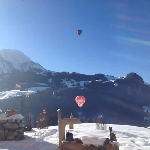 Mountain Top Chalet with fantastic views - Image 1