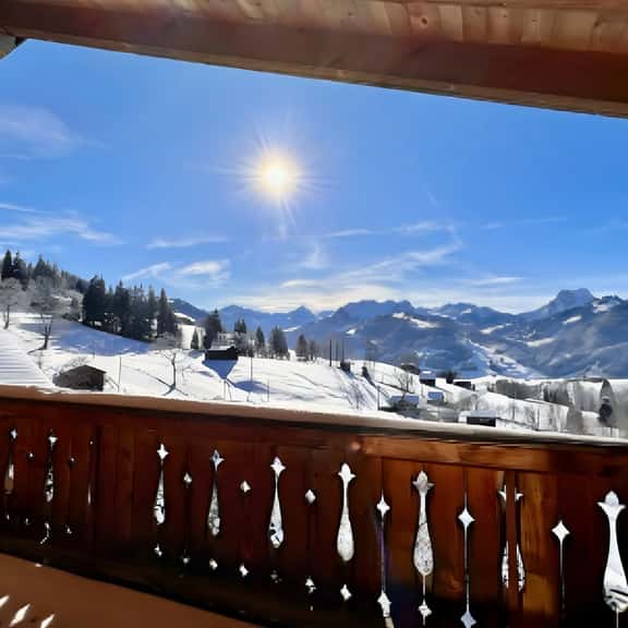 Enchanting Chalet in the Picturesque Schonried - Image 1