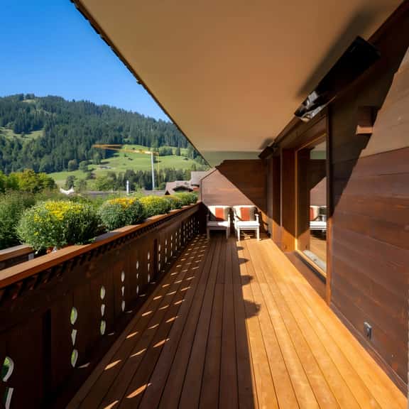 Apartment in the Heart of Gstaad Near Promenade - Image 1