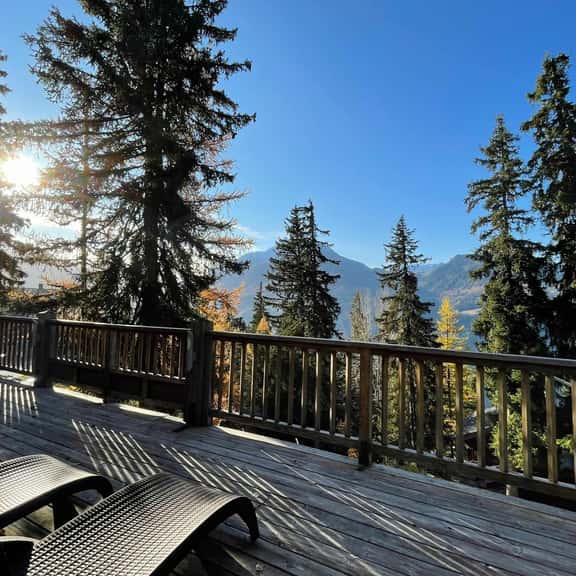 Alpine Chalet With Large Living Space - Image 1