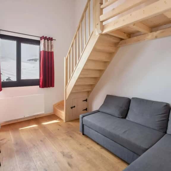 Comfortable Ski - Apartment for Six Guests - Image 1