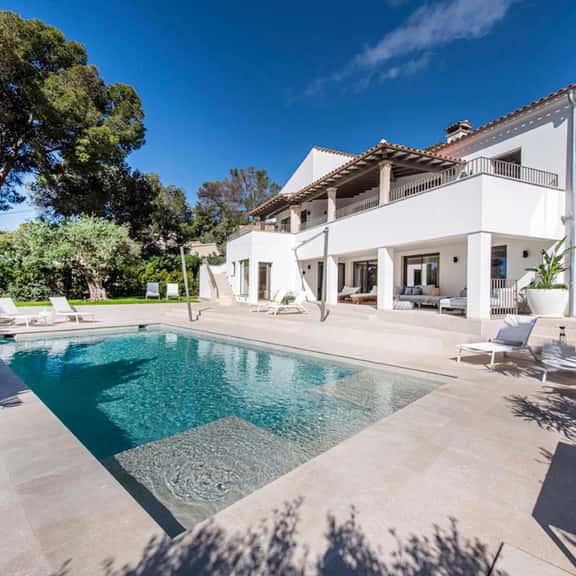 Contemporary Sea View Mediterranean Villa - Image 1