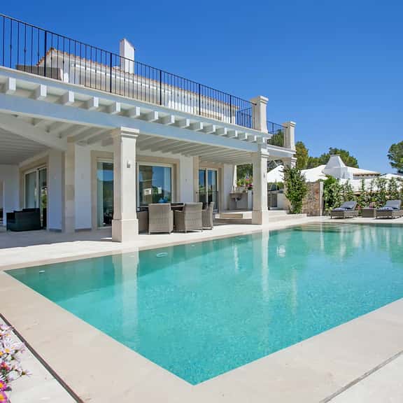 Elegant Coastal Living Above Port Andratx - Image 1