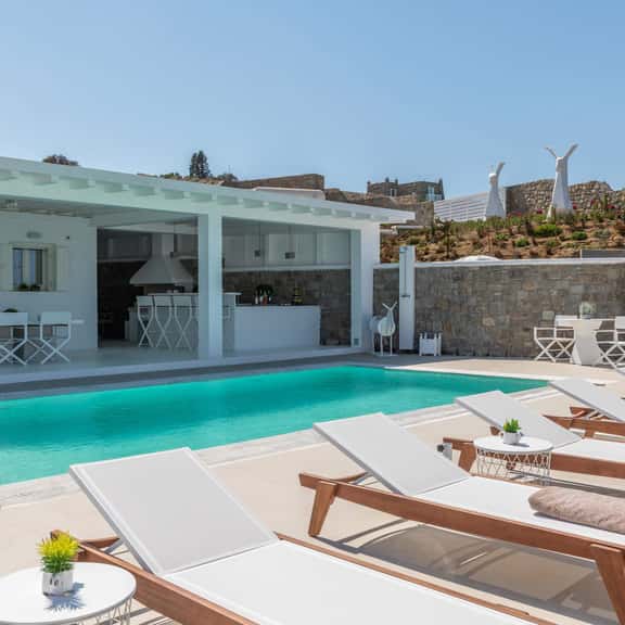 Private Pool Villa Near Ornos Beach - Image 1