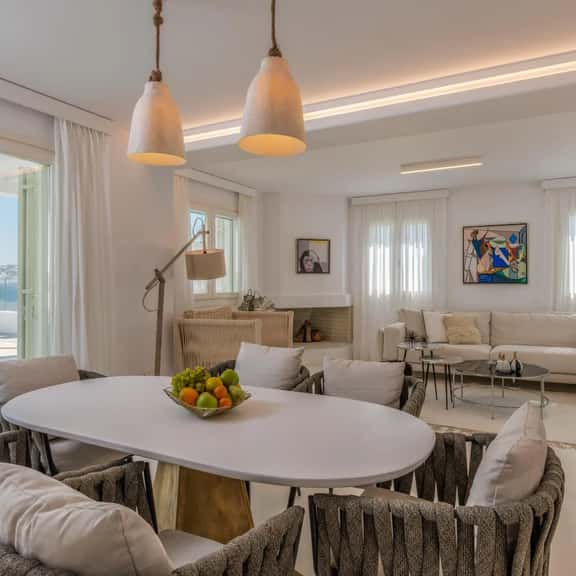 Three Bedroom Residence With Two Terraces - Image 1