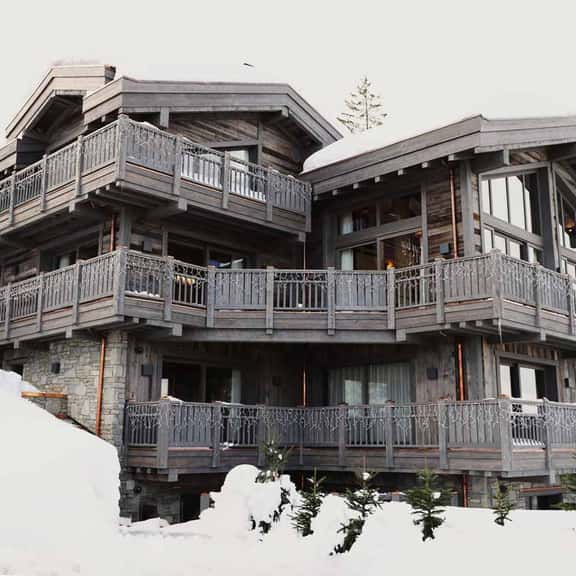 Shining Jewel Chalet with Opulent Decor and Facilities - Image 1