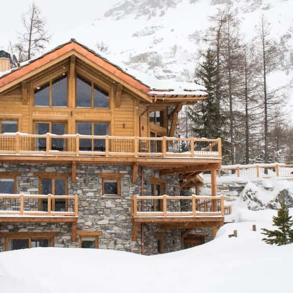 Sacred Luxurious Chalet in an Ideal Spot - Image 1