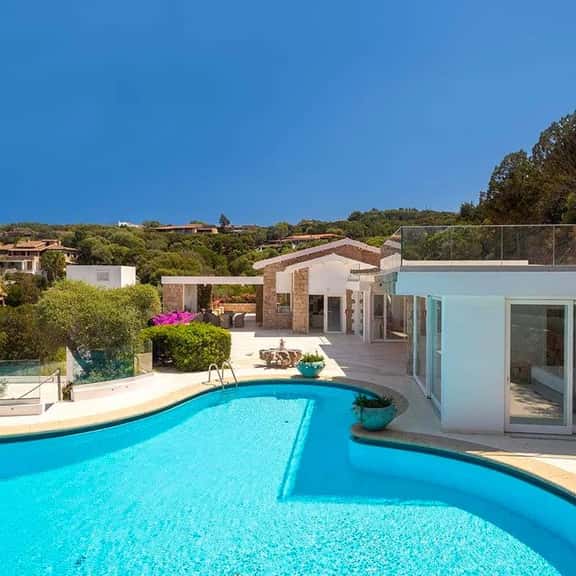 Waterfront Living With Pool and Verandas - Image 1