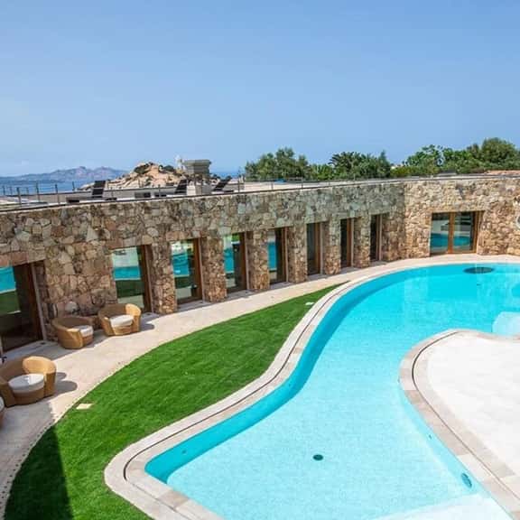 Panoramic Hilltop Villa Overlooking Emerald Coast - Image 1