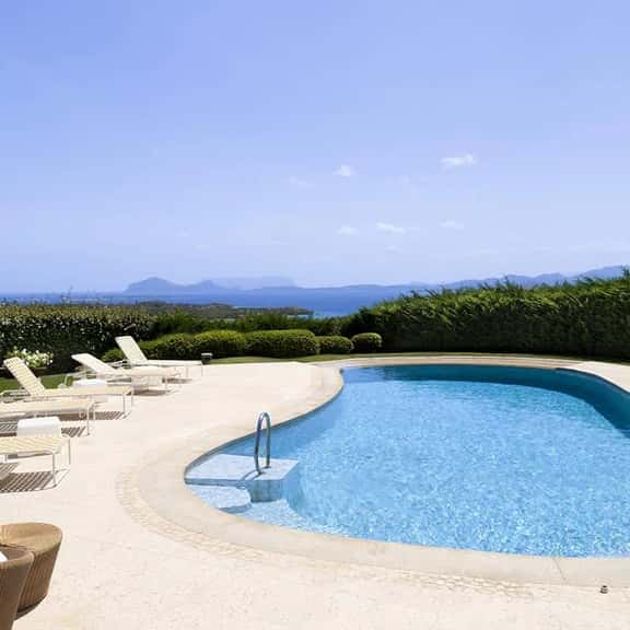 Luxury Villa w/ Heated pool, Spa & Sea Views - Image 1
