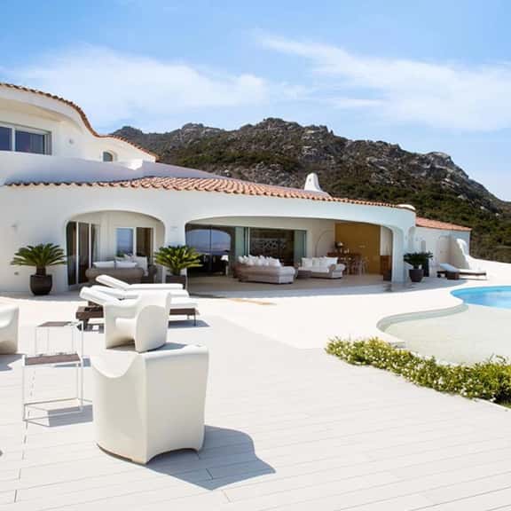 Premium Villa With Marina and Sea Views - Image 1