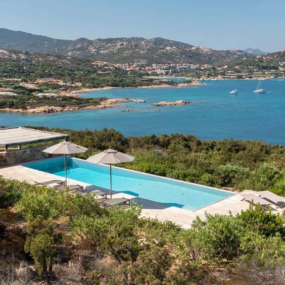 Exclusive Villa With Direct Beach Access - Image 1