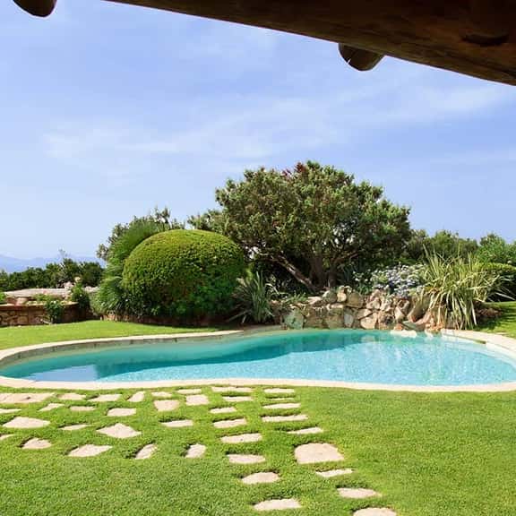 Classic 6-Bedroom Sea View Villa - Image 1