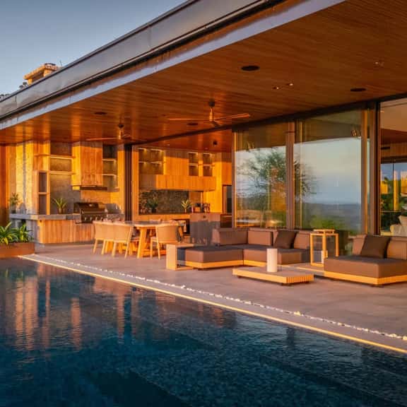 Oceanview Haven With Private Infinity Pool - Image 1