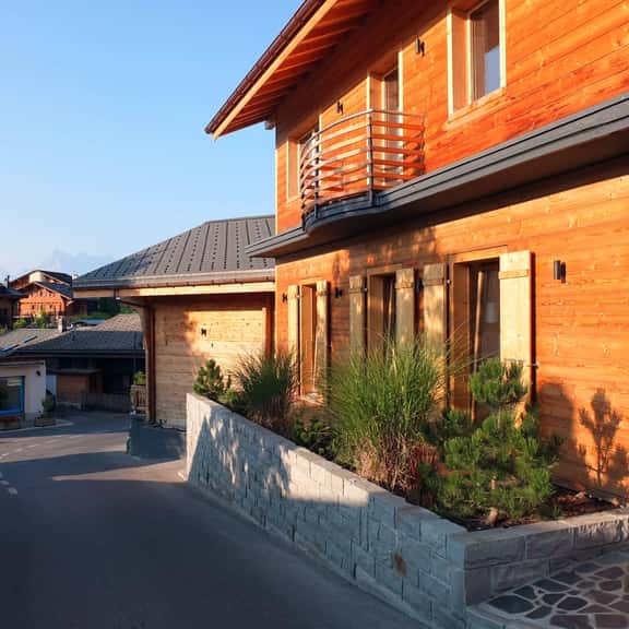 Refined Alpine Chalet Escape - Image 1