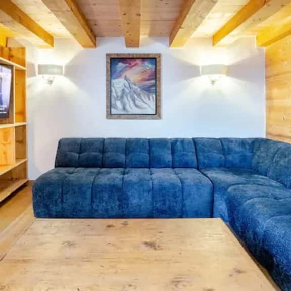 Cozy Four Bedroom Chalet Argentière Village - Image 1