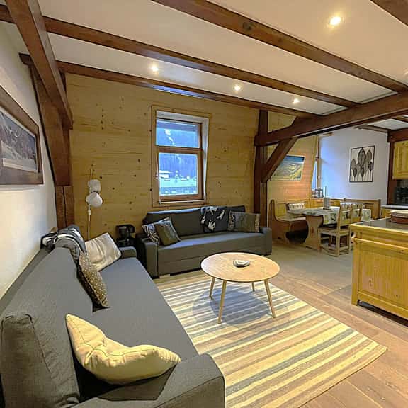 Modern Duplex in Heart of Chamonix - Image 1