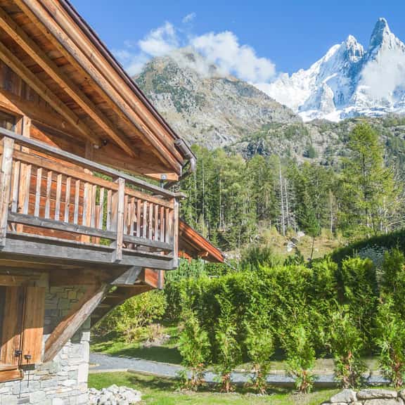 Luxury Mountain Escape With Sauna Retreat - Image 1