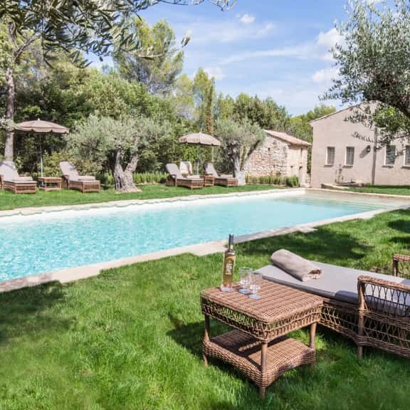 Charming Villa Surrounded by Nature - Image 1