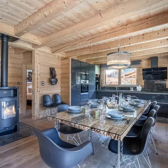 Peaceful Mountain Chalet Near Argentière Village - Image 1