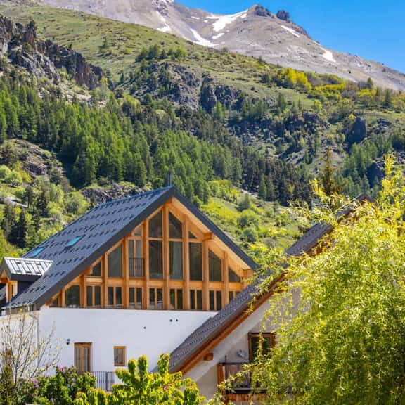 Cozy Duplex With Stunning Southern Views - Image 1