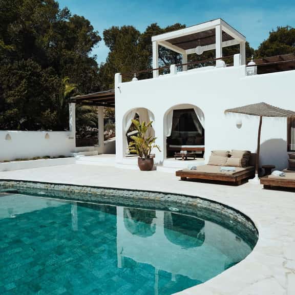 Private Ibiza Villa With Roof Terrace - Image 1