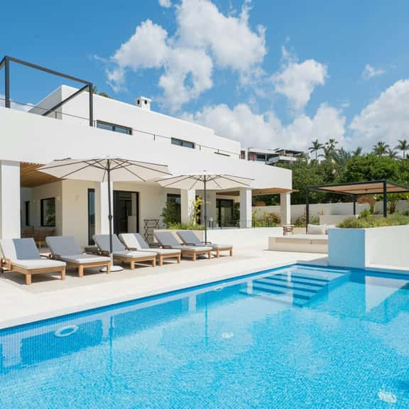 Elegant Ibiza Retreat Overlooking Formentera - Image 1