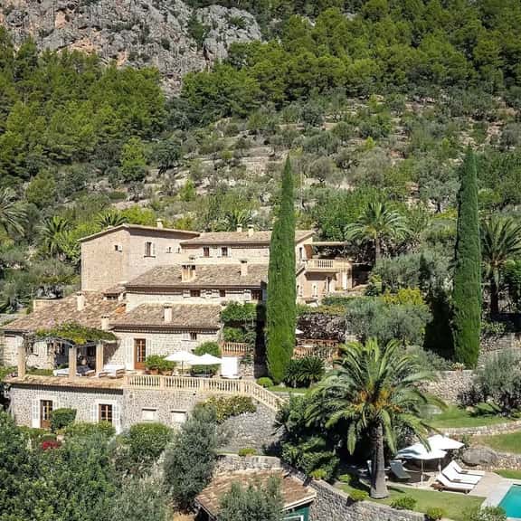 Luxury Mediterranean Estate Near Sóller - Image 1