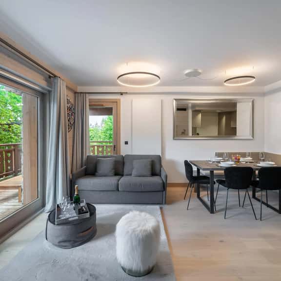 Comfortable Mountain Apartment Close to Slopes - Image 1