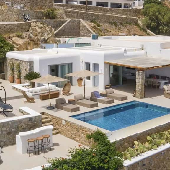 Beautiful Sea View Family Getaway - Image 1